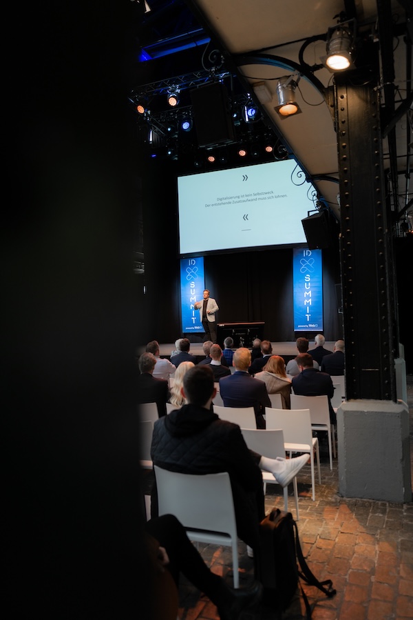 Keynote Speaker Prof. Dr. Simon Nestler