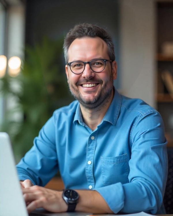 Prof. Nestler moderiert ein Webinar